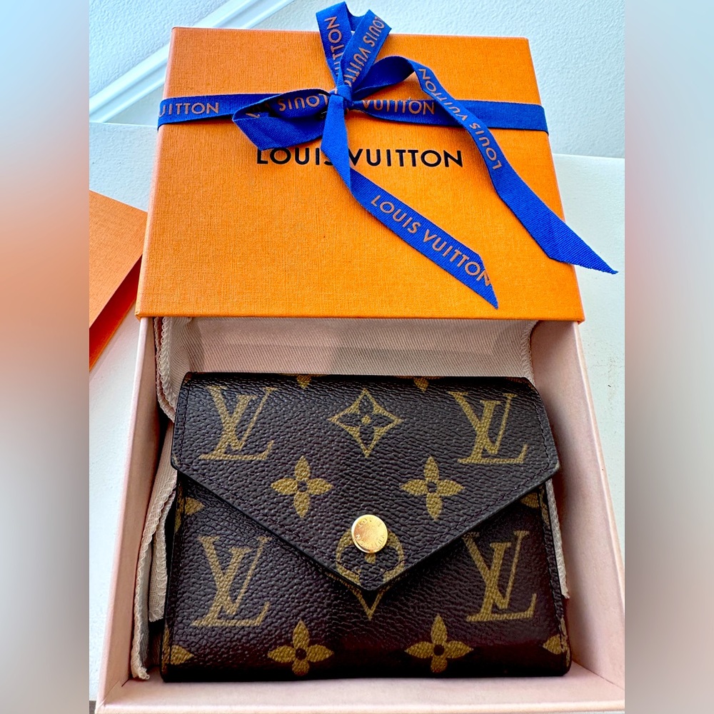LV wallet